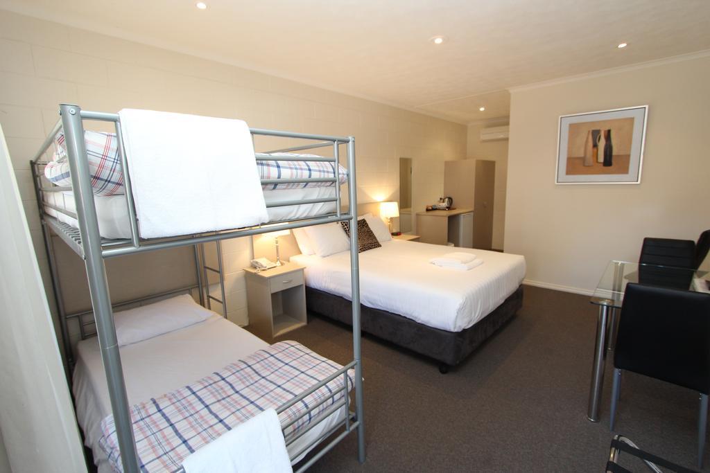 Mildura Riverview Motel Gol Gol Exteriör bild