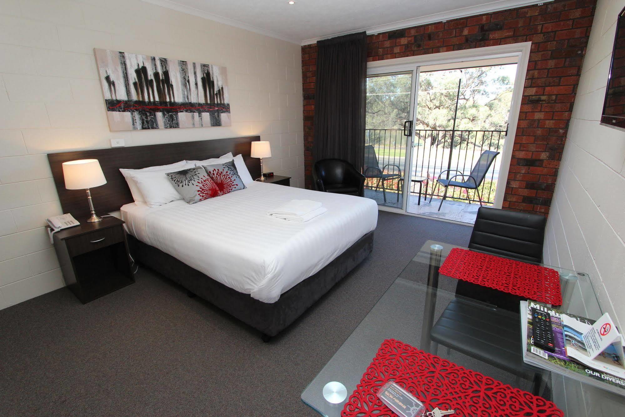 Mildura Riverview Motel Gol Gol Exteriör bild